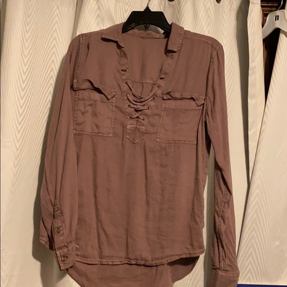 shirt - Picture 1 of 2